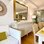 Out Luxury Marina - 2 Bedrooms Sea View Apartman