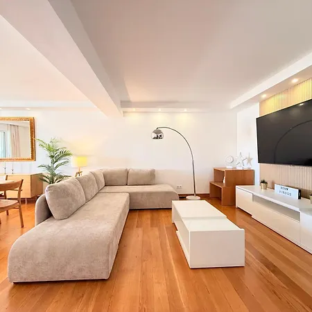 Out Luxury Marina - 2 Bedrooms Sea View * 维拉摩拉