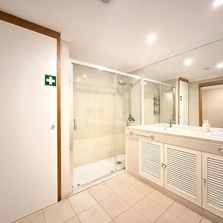 Out Luxury Marina - 2 Bedrooms Sea View 公寓 *
