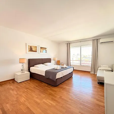 Out Luxury Marina - 2 Bedrooms Sea View *