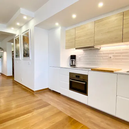 Out Luxury Marina - 2 Bedrooms Sea View