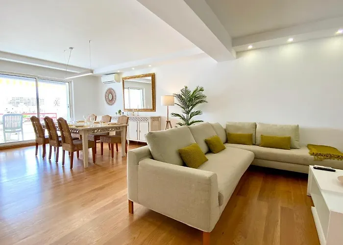 Out Luxury Marina - 2 Bedrooms Sea View *