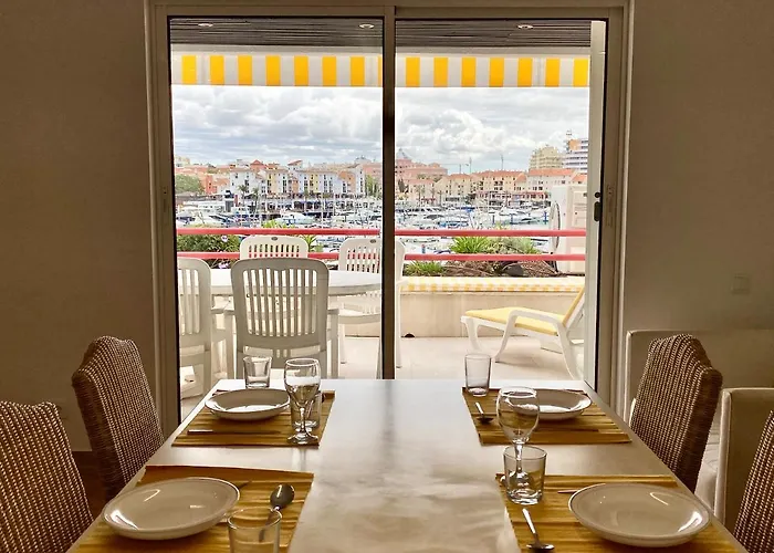 Apartment Out Luxury Marina - 2 Bedrooms Sea View