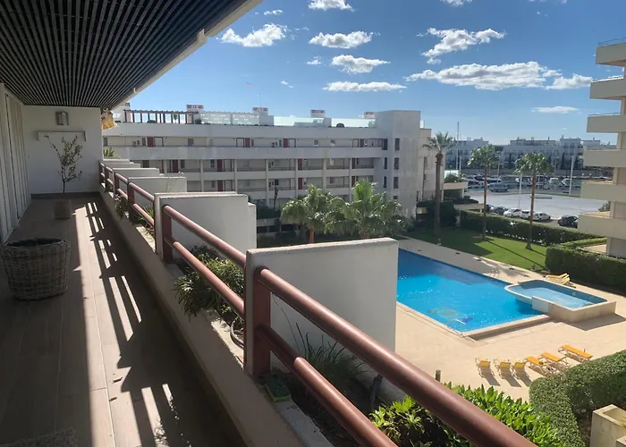 Apartment Out Luxury Marina - 2 Bedrooms Sea View