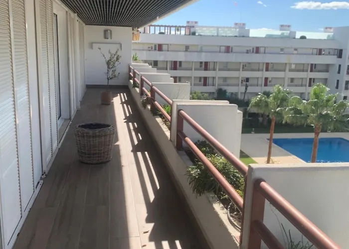 Apartment Out Luxury Marina - 2 Bedrooms Sea View